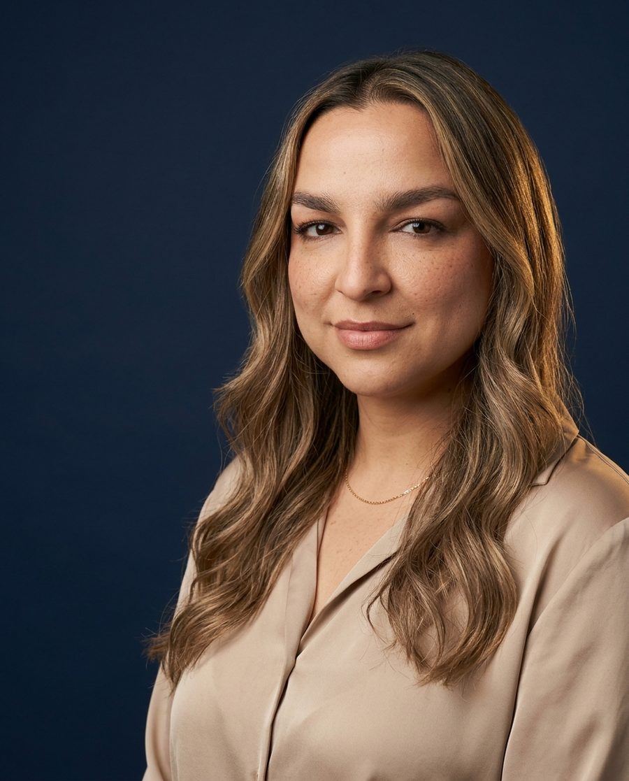 Valeria Galarza, Dermatocosmiatra